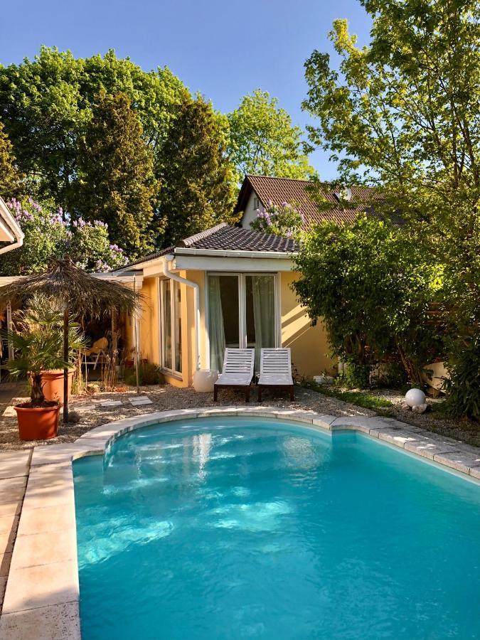 Apartment Tinyhouse Mit Pool, Outdoor Whirlpool Und Garten Petershagen-Eggersdorf Exteriér fotografie