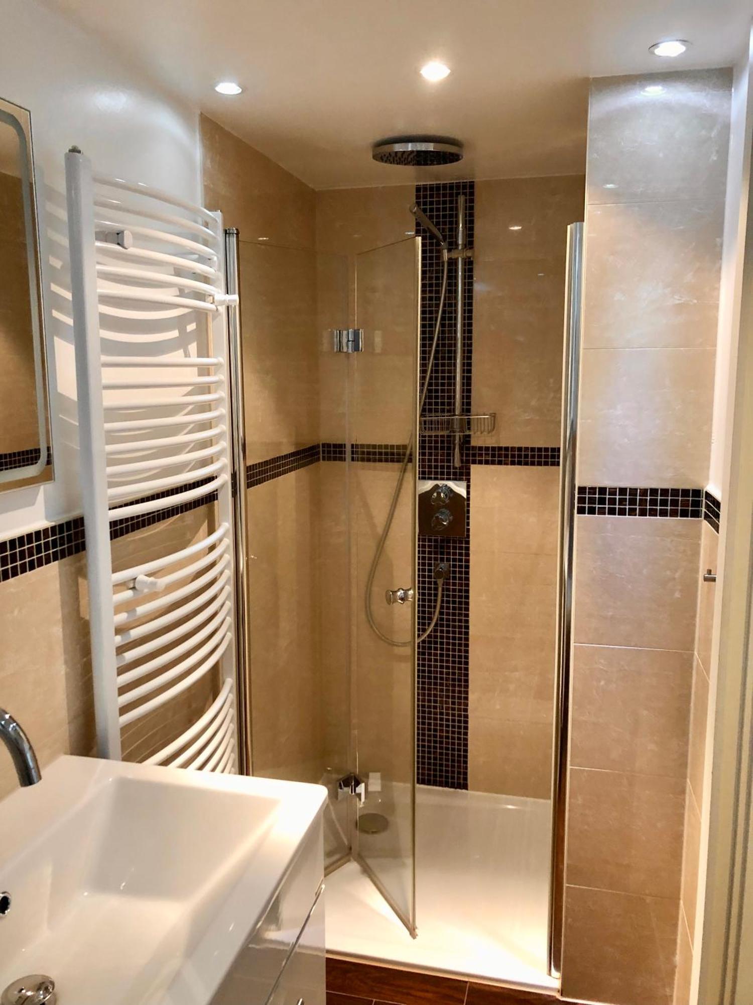 Apartment Tinyhouse Mit Pool, Outdoor Whirlpool Und Garten Petershagen-Eggersdorf Exteriér fotografie